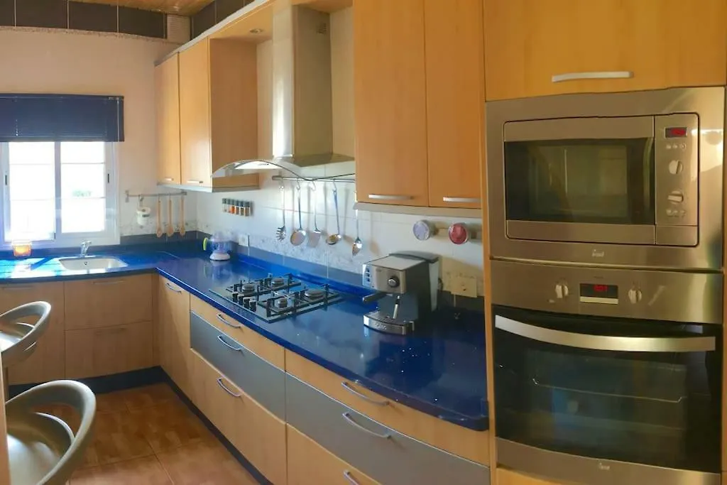 Villa Blanca Tenerife - Complete House - Terrace And Bbq, 5 Minutes From The Beach And Airport 圣伊西德罗 西班牙