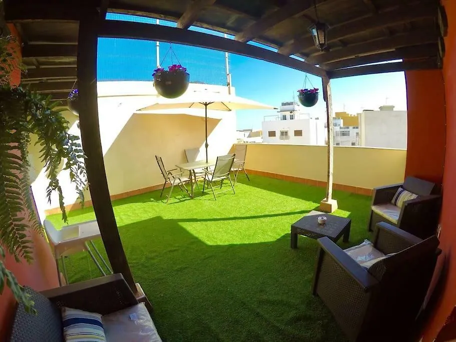 Villa Blanca Tenerife - Complete House - Terrace And Bbq, 5 Minutes From The Beach And Airport 圣伊西德罗 度假居